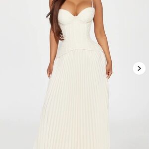 Fashion Nova Daniella Cream Lace Corset Pleated Strapless Dress